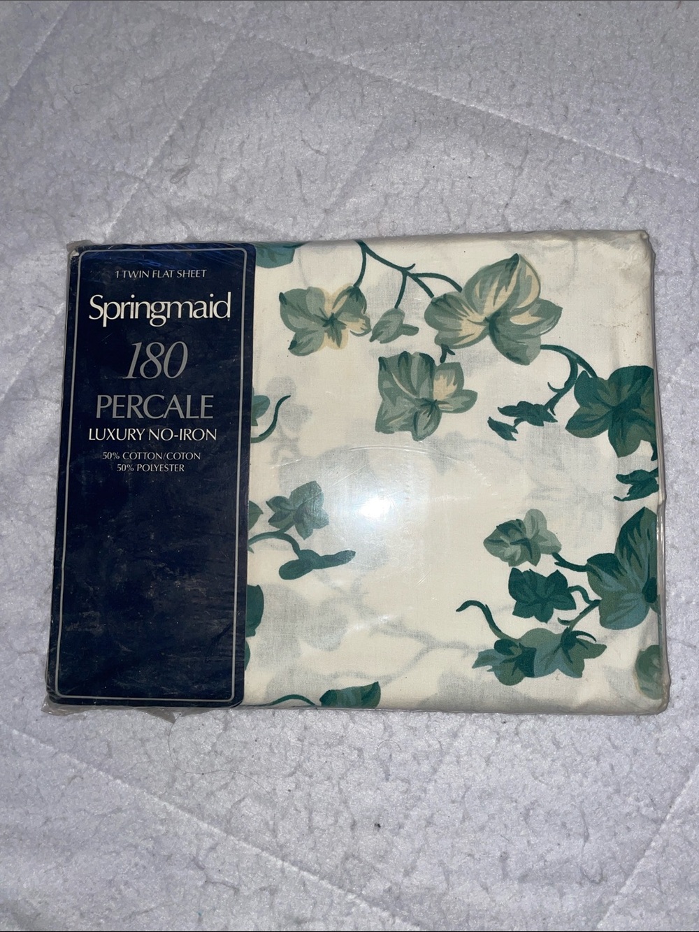 Springmaid 180 Percale No-Iron Flat Sheet in Green Floral